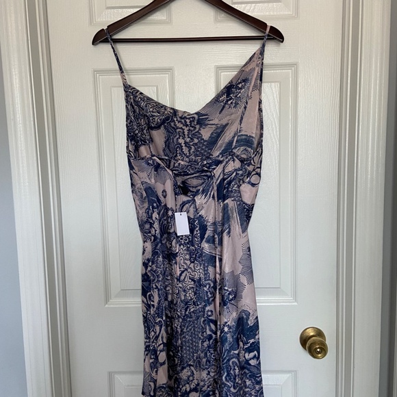 Topshop // Tattoo Print Dress // NWT - Picture 7 of 12